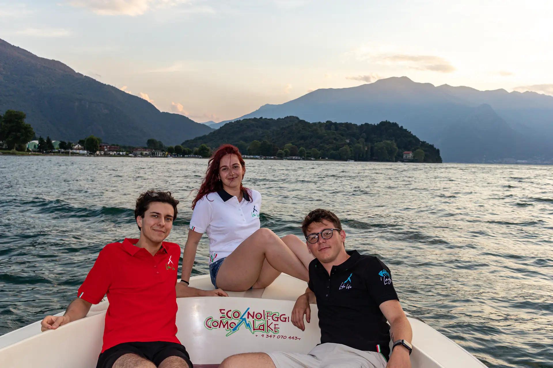 La Famiglia Dell'econoleggio Como Lake